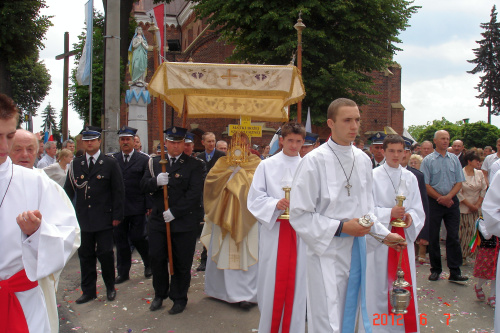 procesja Uroczystoci Boego Ciaa